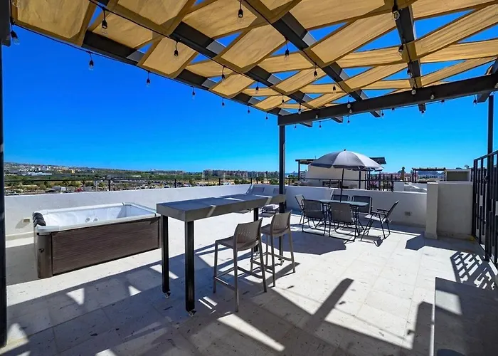 Beautiful Penthouse With Rooftop! Apartment Cabo San Lucas